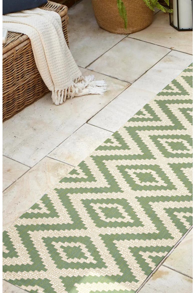 Sintra Diamond  Indoor/Outdoor Area Rug, Alternate, color, Green/Cream