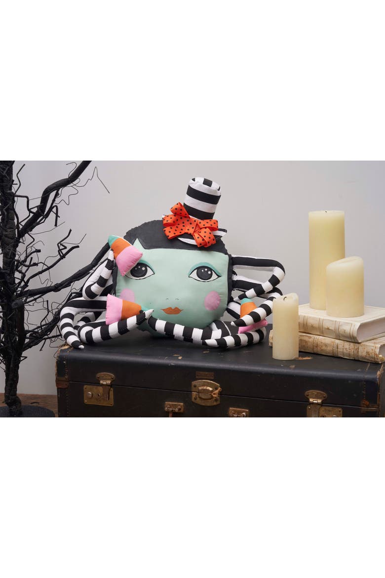 Zhi Zhu Zombinaland Figurine, Alternate, color, Black