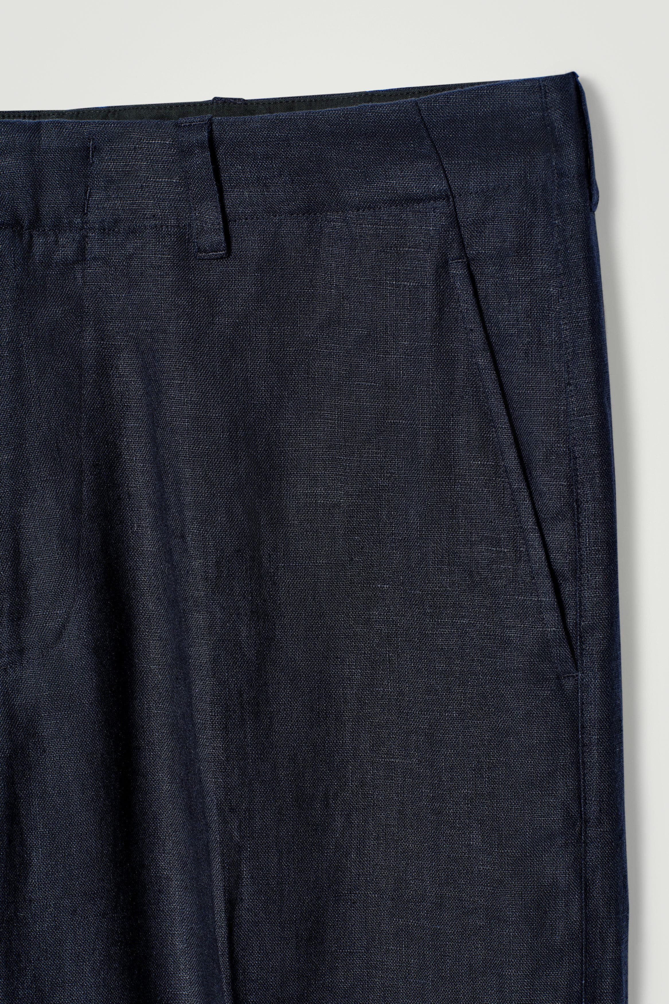 Relaxed Linen Tapered Pants - image 4