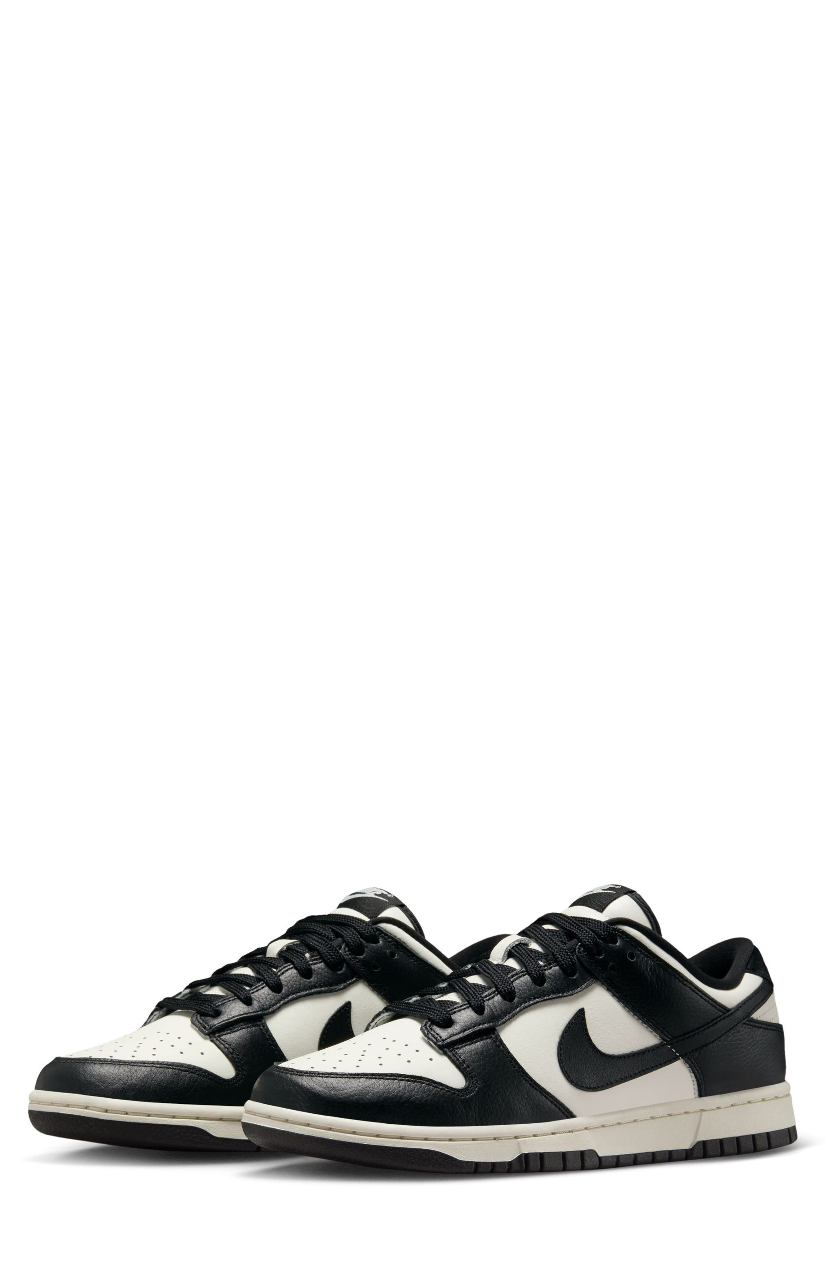 Nike Dunk Low SE Basketball Sneaker, Main, color, 