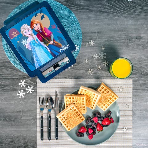 Frozen Elsa, Anna and Olaf Deluxe Waffler