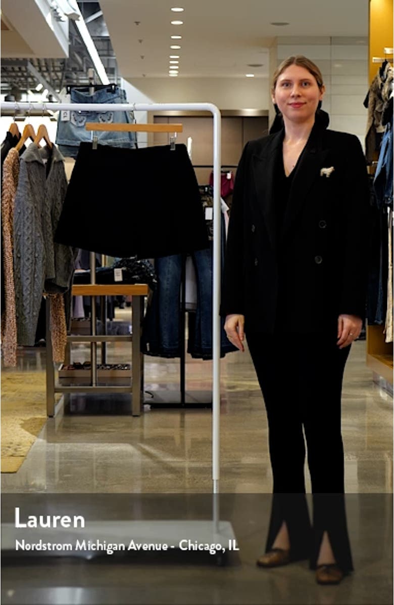 Mid Rise Straight Leg Shorts, sales video thumbnail