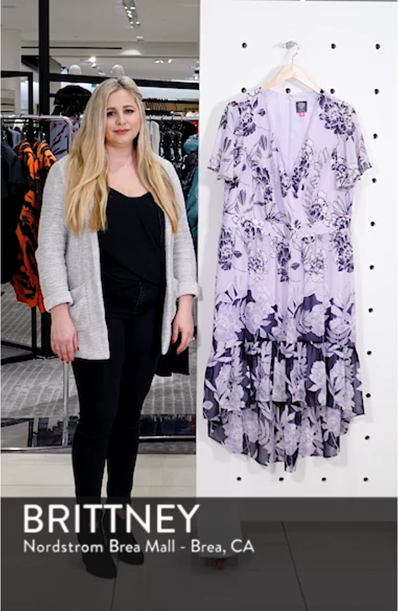 Print Flutter Midi Dress, sales video thumbnail