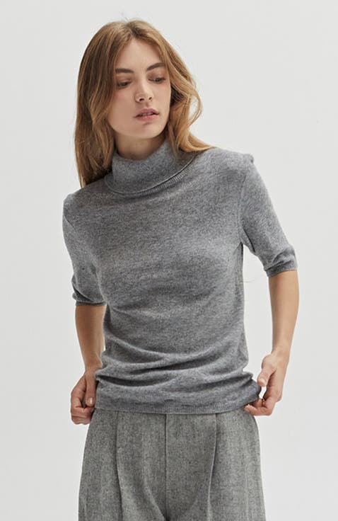Short Sleeve Turtleneck  Sweater