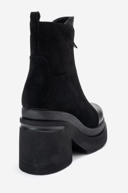 Prologue Shoes Ardenne Platform Zip Boot In Black