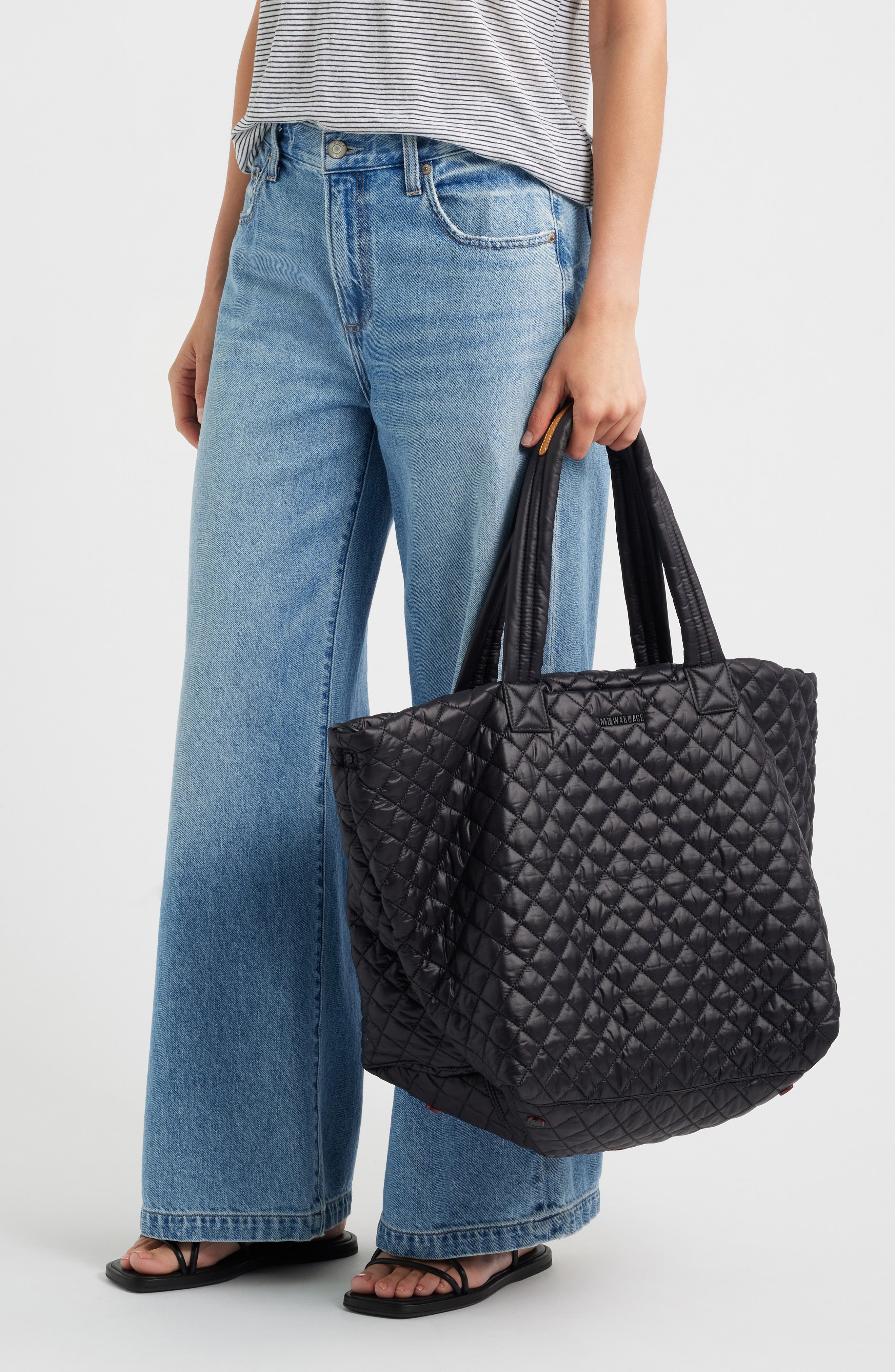 Deluxe Large Metro Tote, Alternate, color, BLACK 2