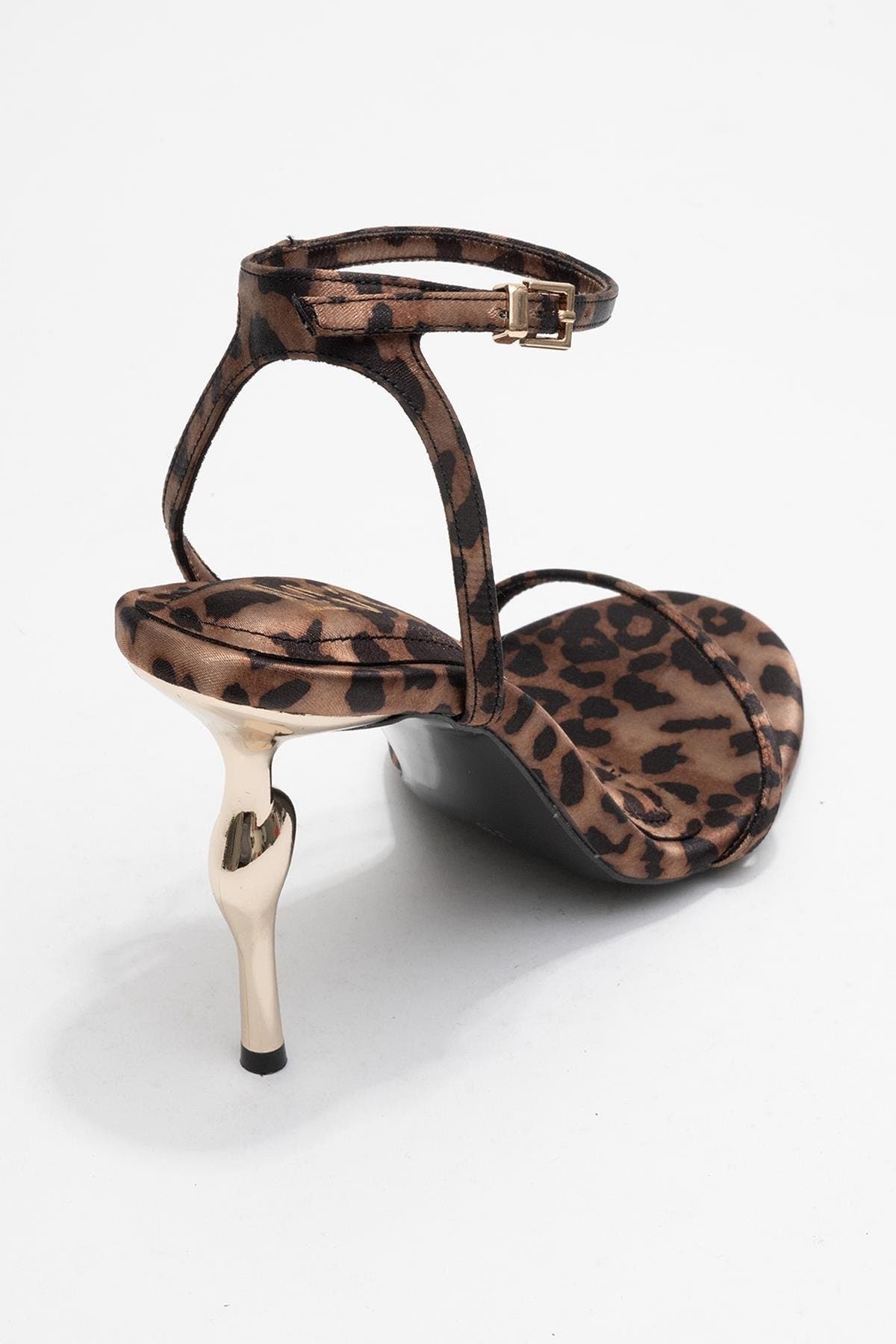 Prologue Shoes Jasmin Ankle Strap Stiletto Sandal, Alternate, color, 