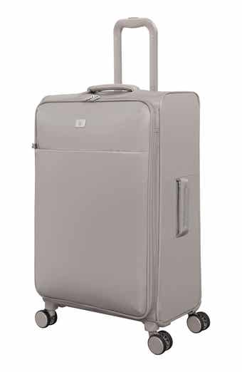 IT LUGGAGE Lustrous Lux 27-Inch Softside Spinner Luggage