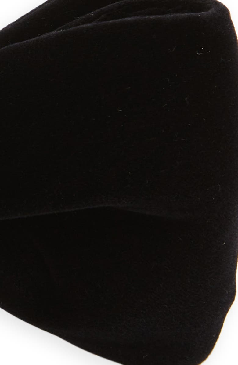 TOM FORD Pre-Tied Compact Velveteen Bow Tie, Alternate, color, Black