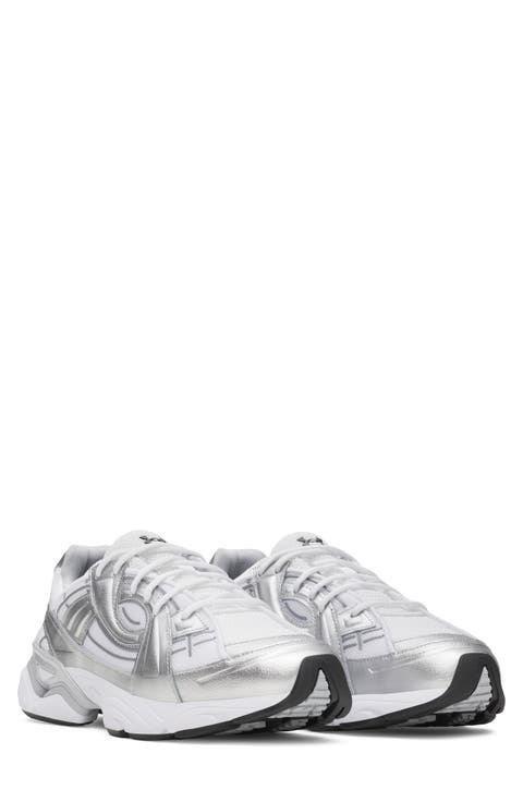 Gender Inclusive UA Sola Sneaker