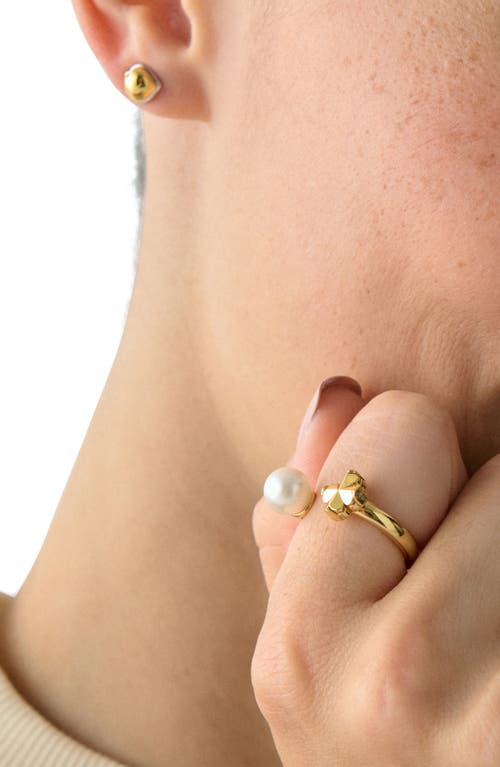 Kate Spade Imitation Pearl And Cubic Zirconia Flower Ring In Gold
