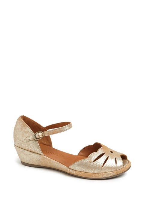 by Kenneth Cole 'Lily Moon' Sandal