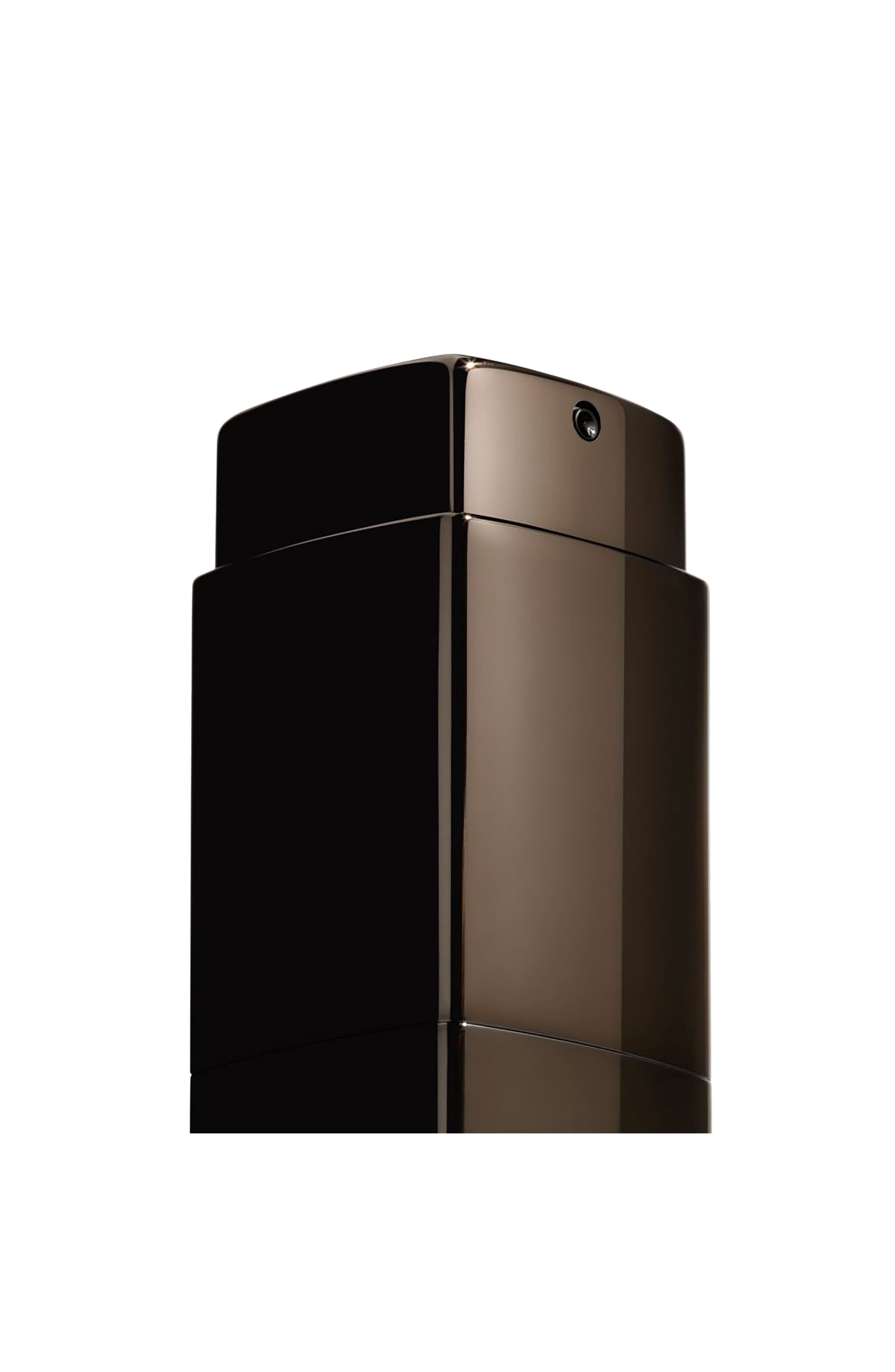 CHANEL SUBLIMAGE LA BRUME Ultimate Mist: Protects and Moisturizes