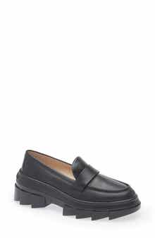 Stuart Weitzman Noho Lug Sole Loafer