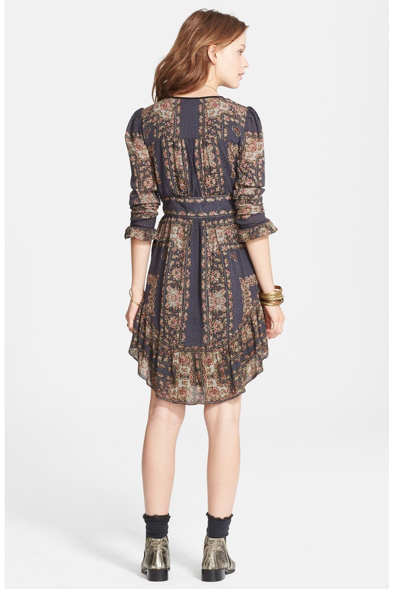 'Bridgette' Print Ruffle Hem Dress, Alternate, color, BLACK COMBO