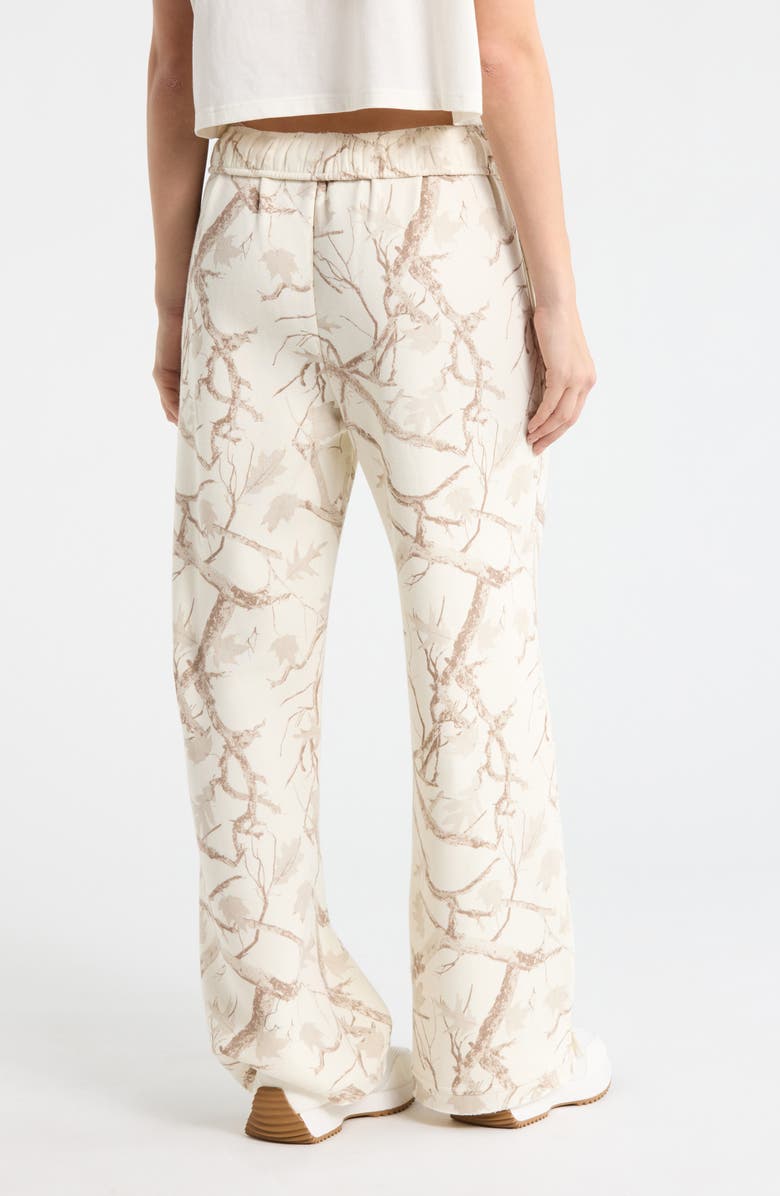 Vinyl Icons Tree Camo Fleece Pants, Alternate, color, Marshmallow