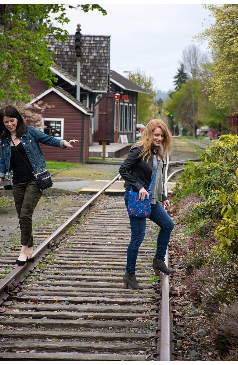 HAIKU Aspire Folio, Alternate, color, Blackberry