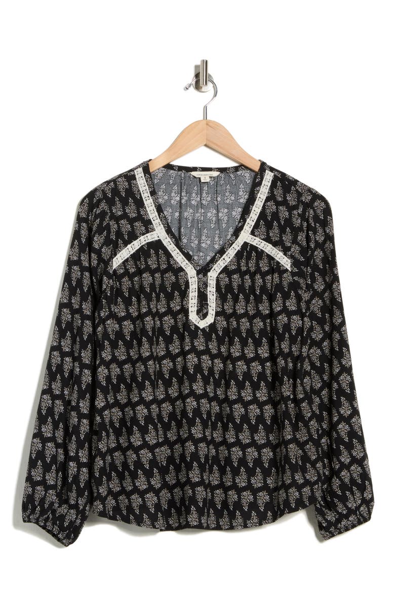 V-Neck Popover Top, Alternate, color, BLACK FLORAL