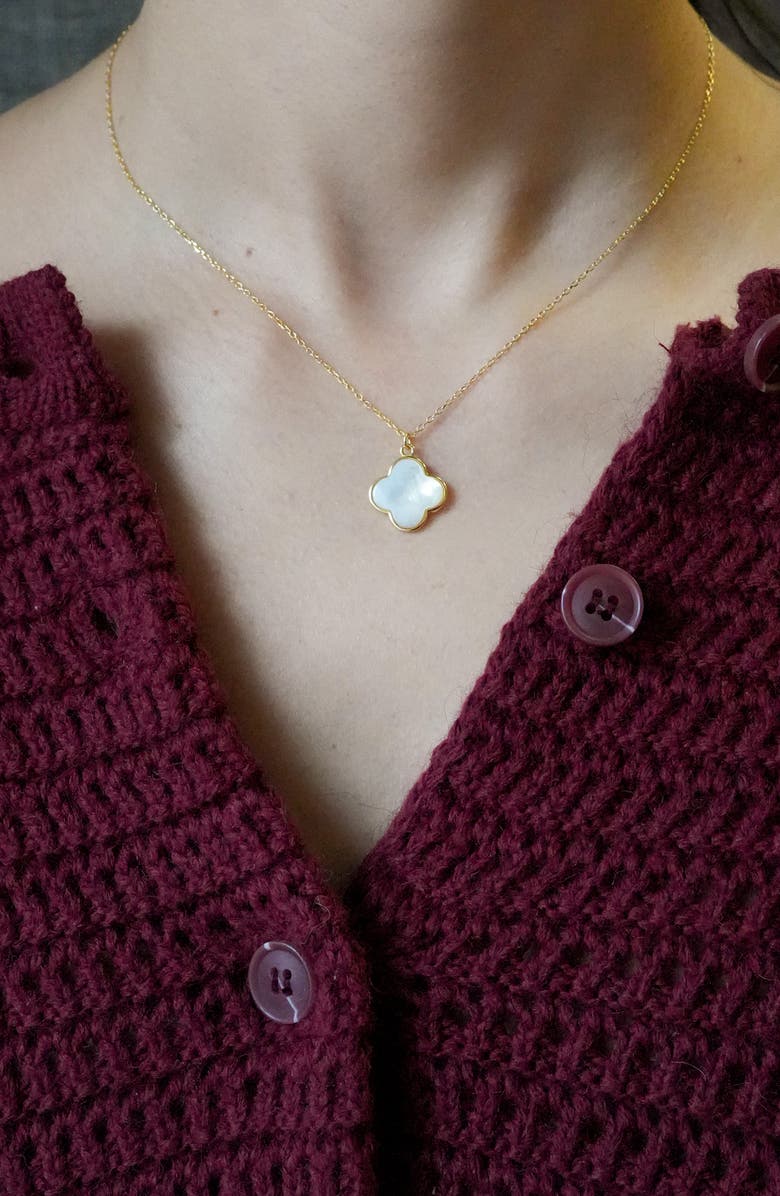Icon Clover Necklace