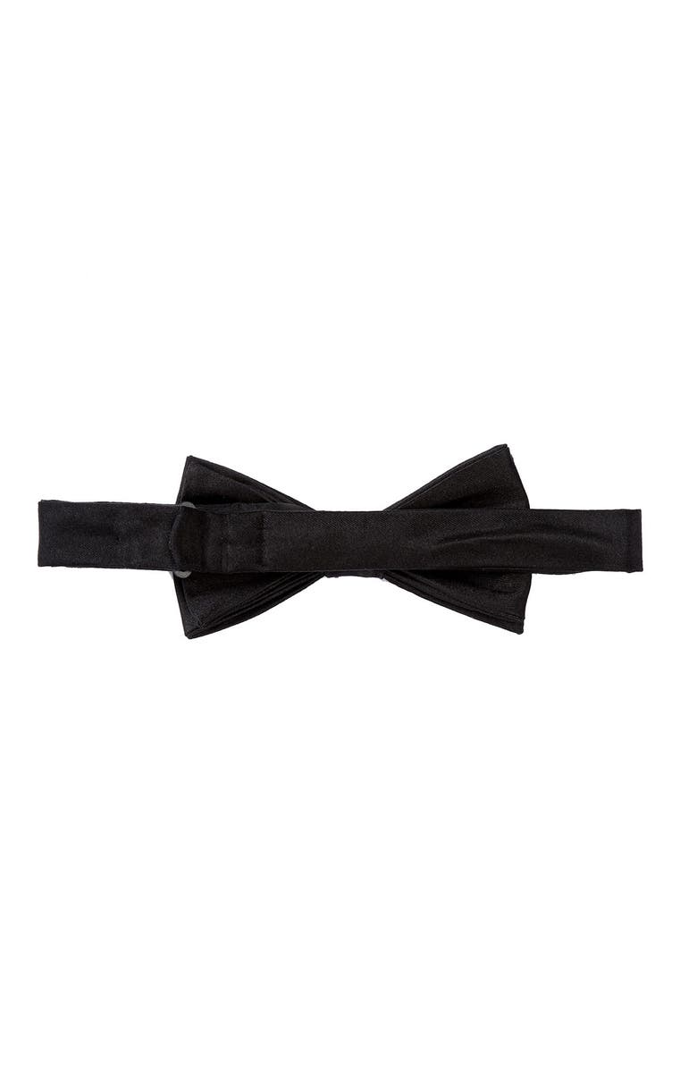 NORDSTROM RACK Dover Solid Pre-Tied Bow Tie, Alternate, color, Black
