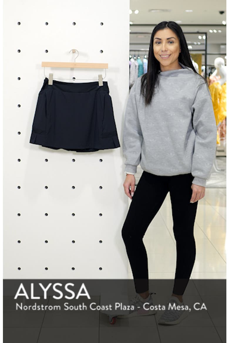 Flex Dri-FIT Ruffle Golf Skirt video