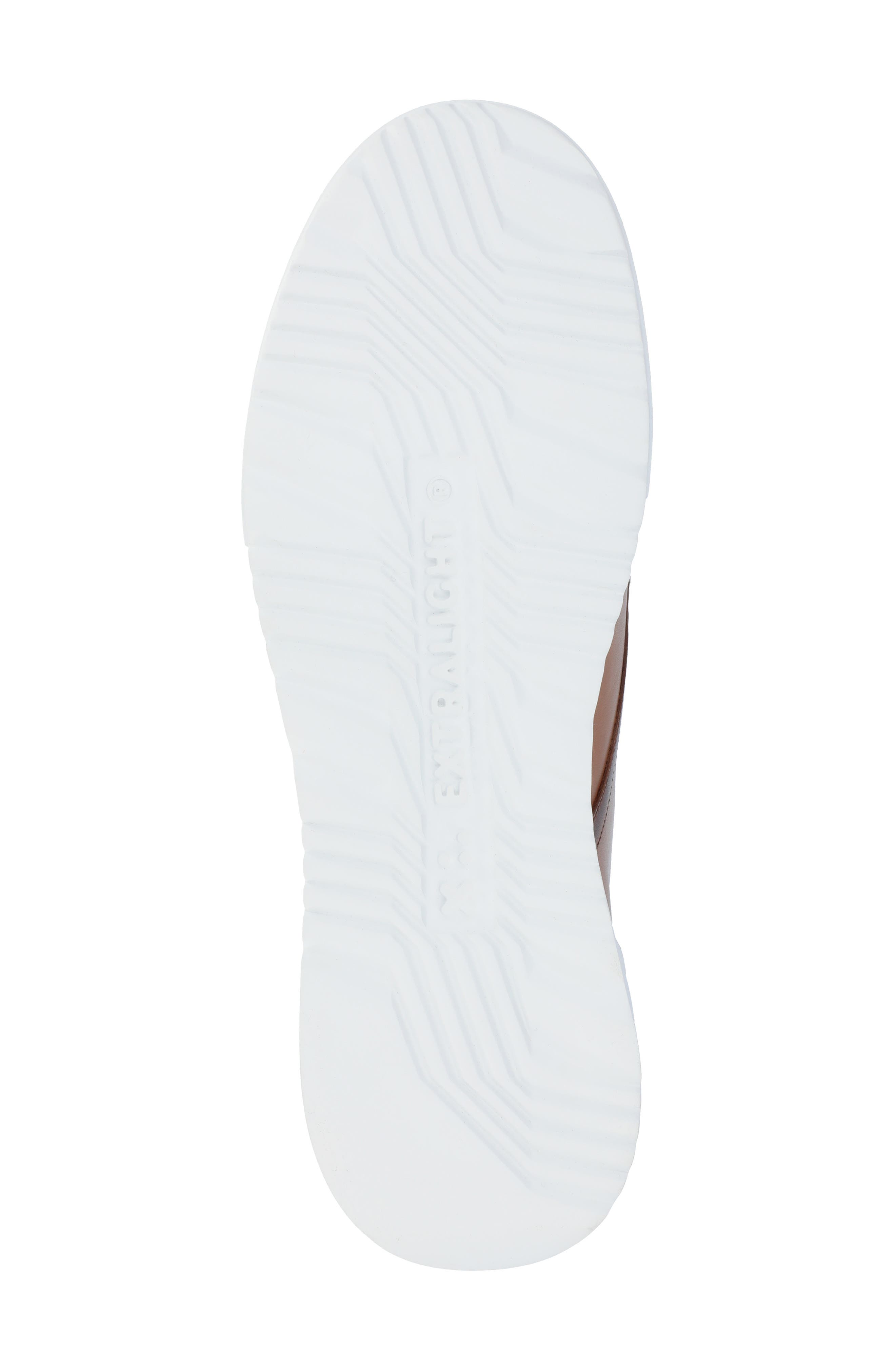 Thomas & Vine Banks Moc Toe Chukka Boot, Alternate, color, Cognac