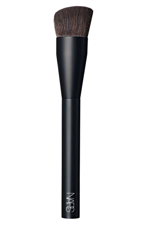 #17 Cream Cheek Brush