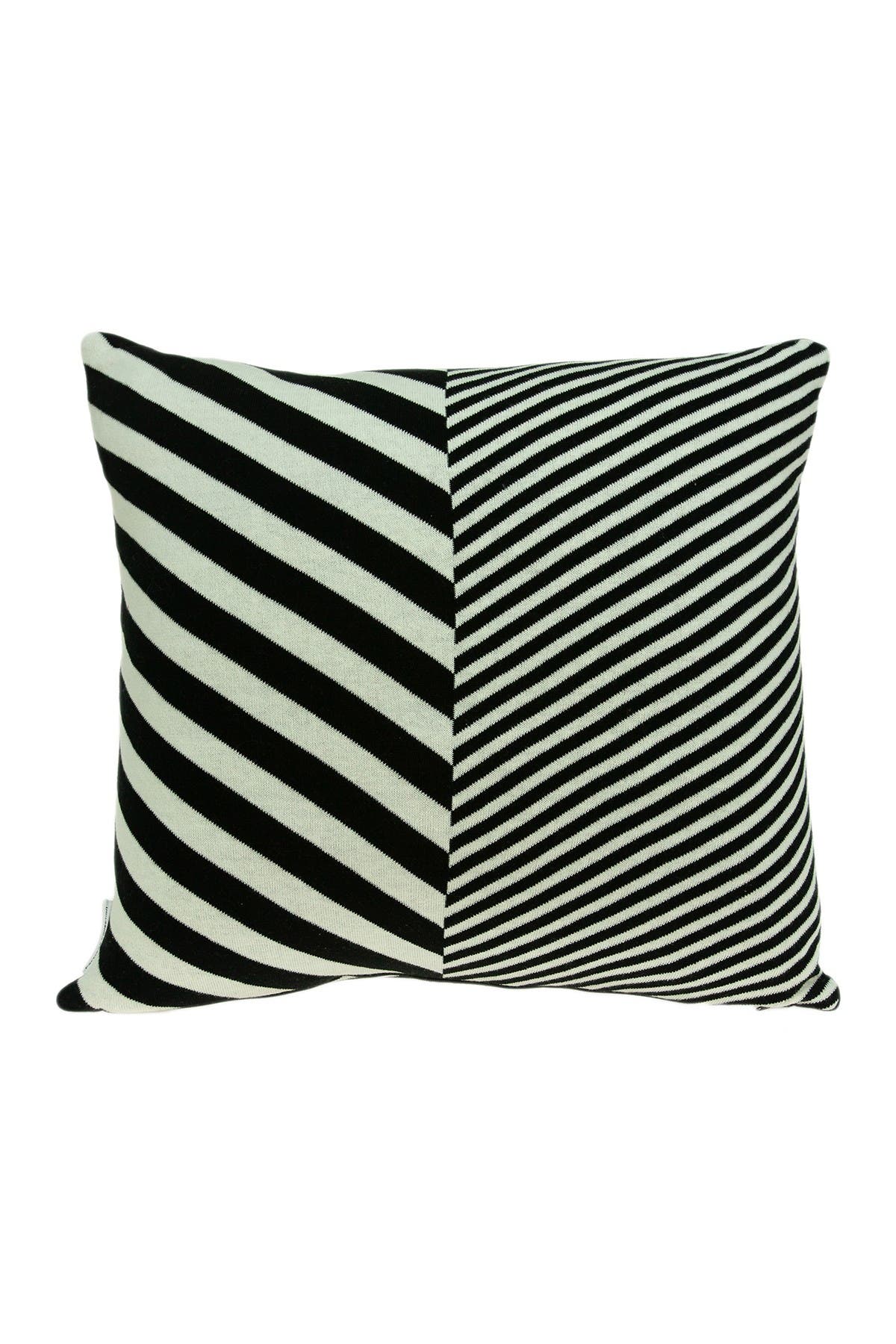 PARKLAND COLLECTION Arthur Transitional Pillow - 18" x 18" - White