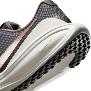 Revolution 8 Running Shoe