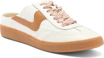 Notice Mule Sneaker