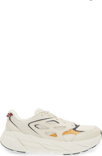 Clifton L Walking Sneaker