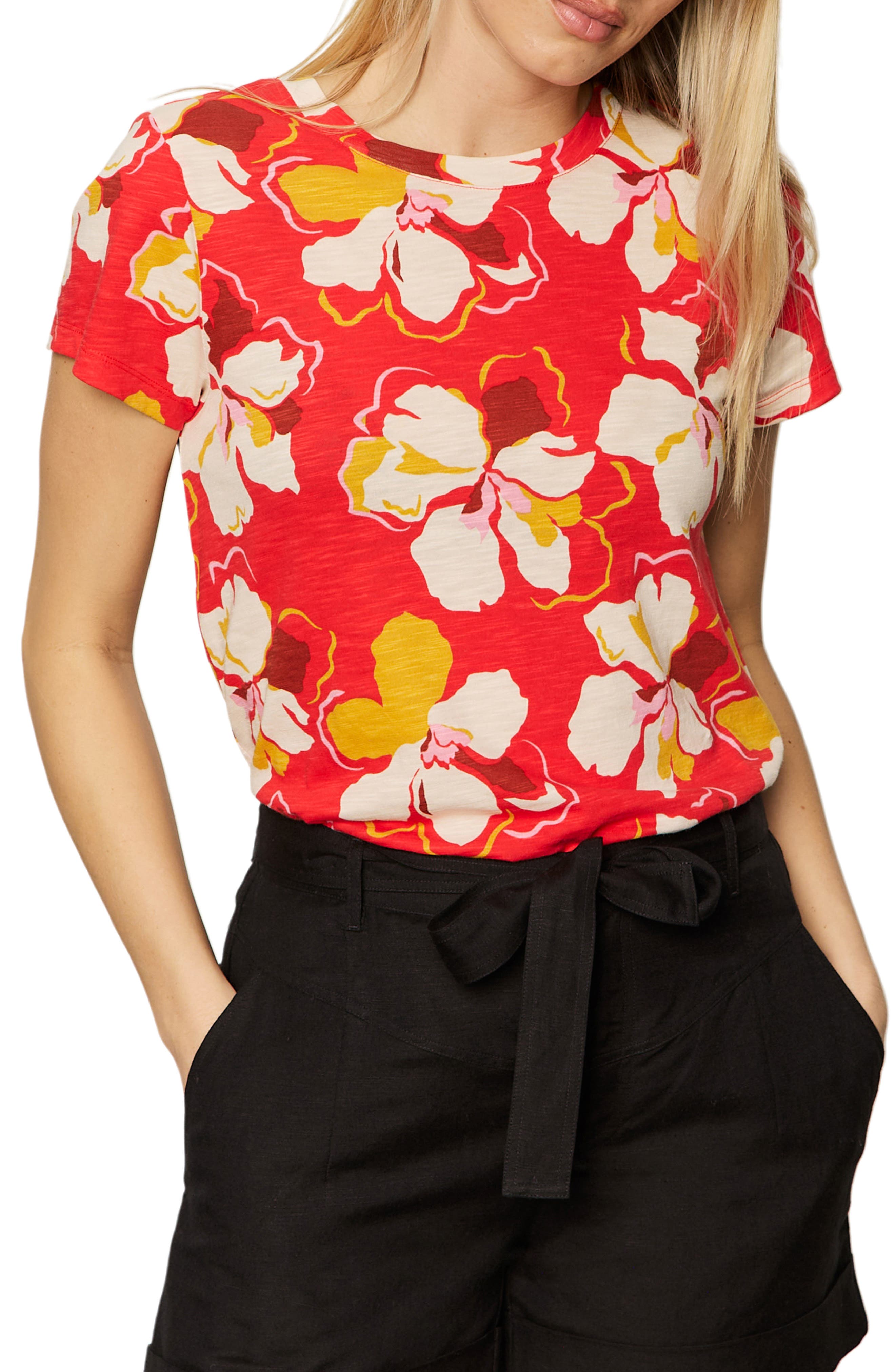 macys ladies red tops
