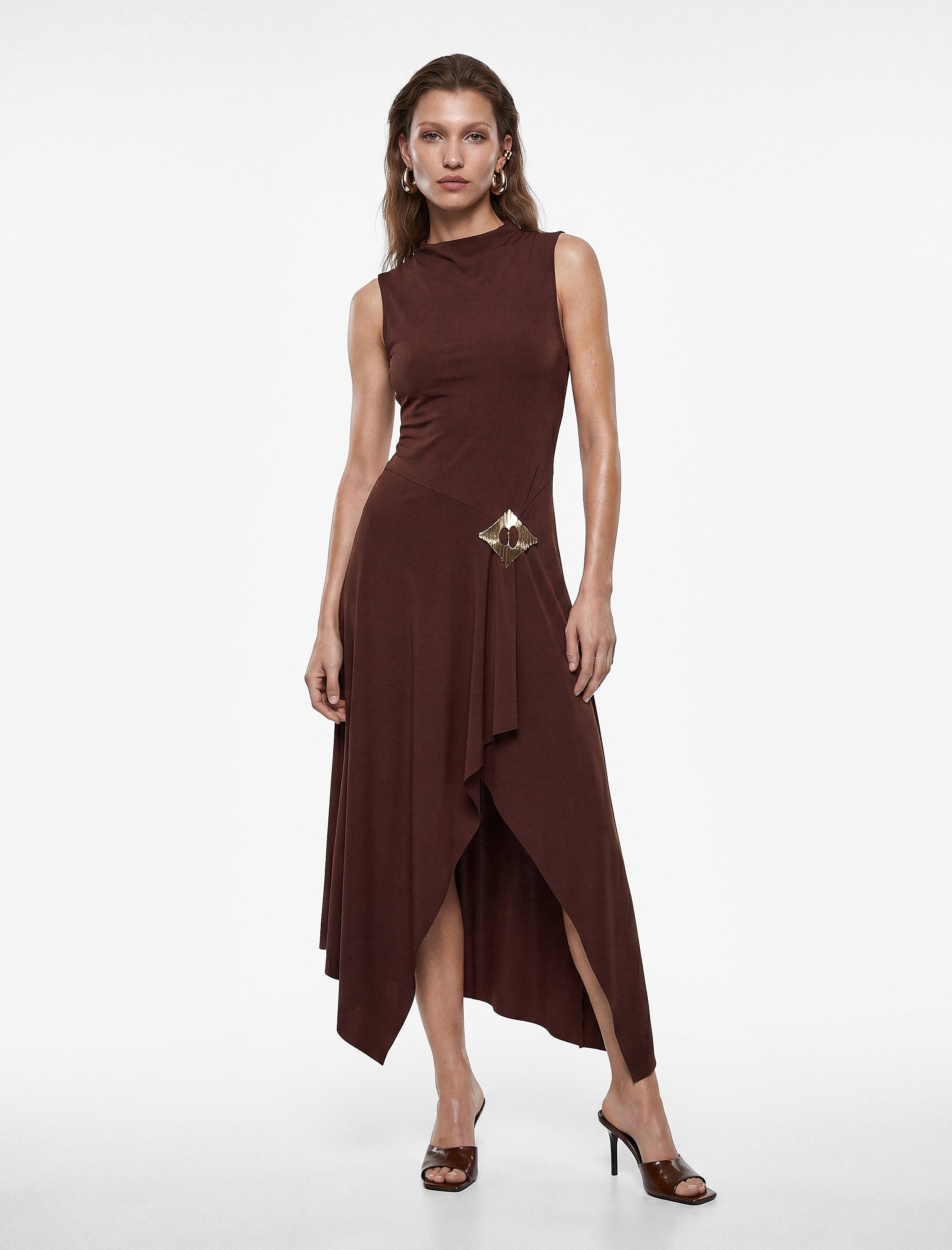 selected BROWN