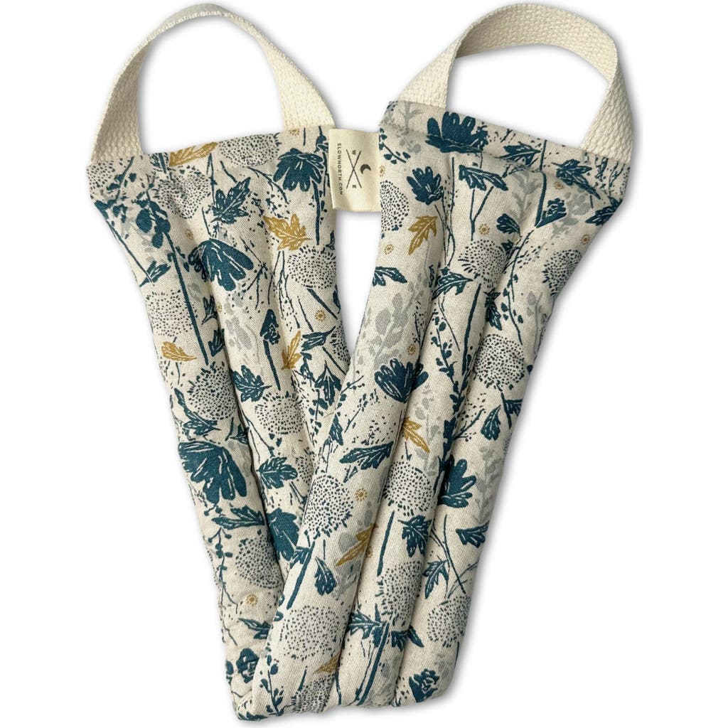 Slow North Neck Wrap