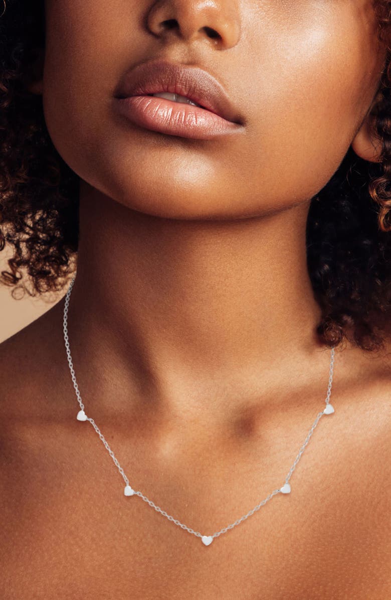GLAZE JEWELRY Heart Station Chain Necklace, Alternate, color, Silver