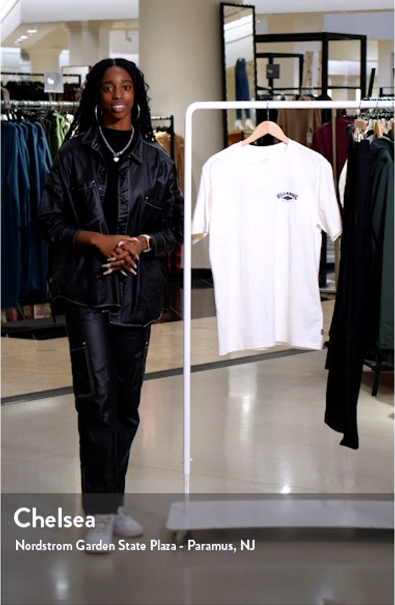 Arch Logo Organic Cotton Graphic T-Shirt, sales video thumbnail