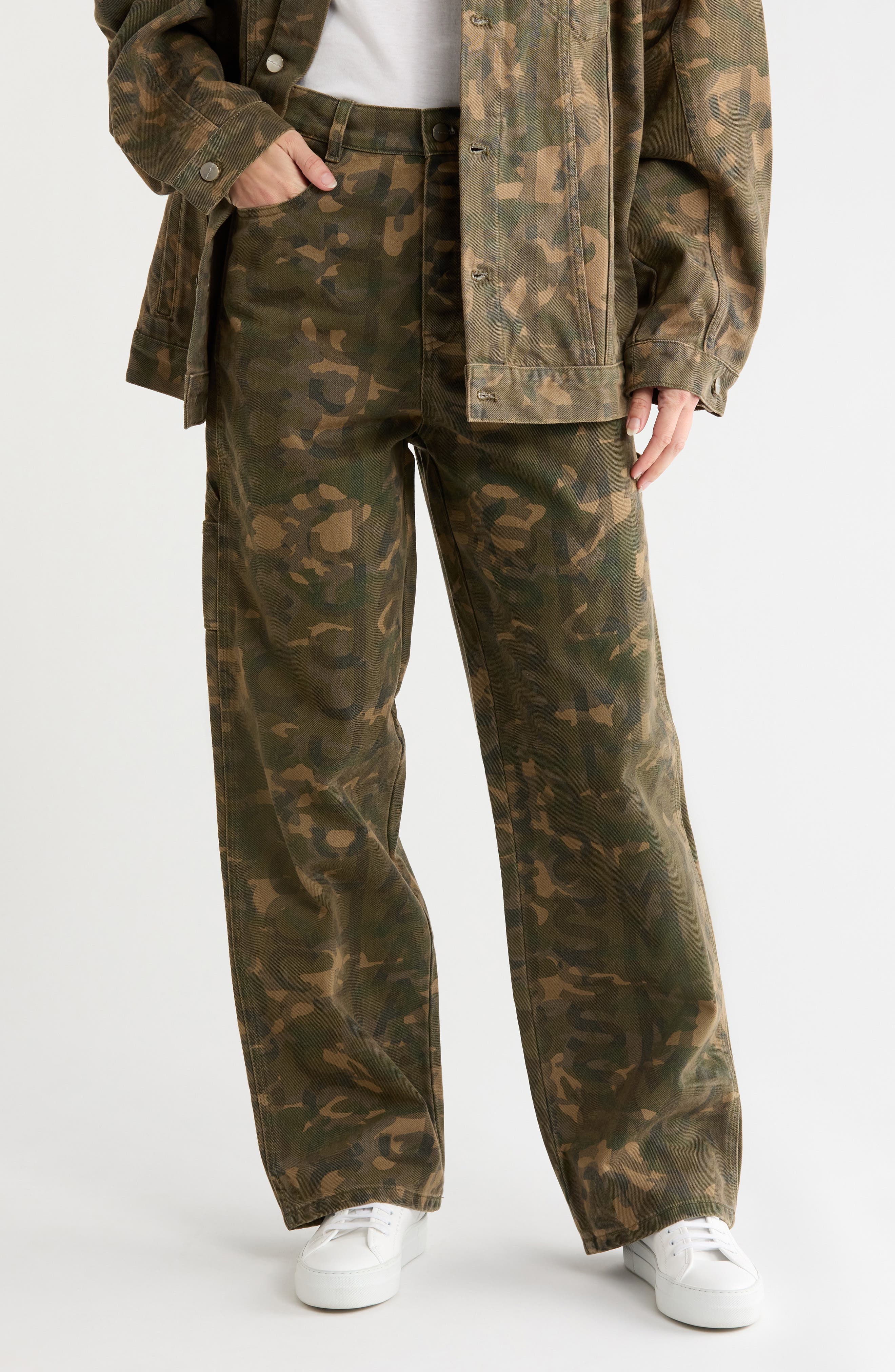 Logo Camo Print Oversize Jeans