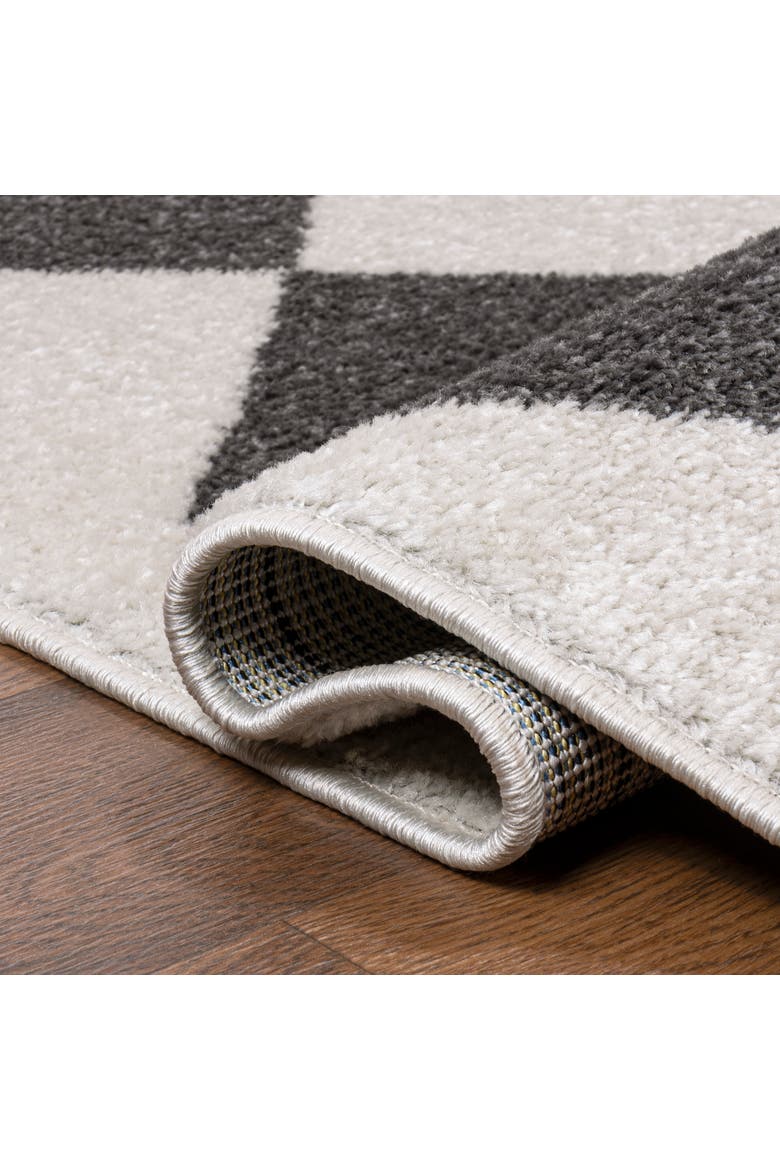 Draper Classic Geometric Diamond Pattern Area Rug, Alternate, color, White/Dark Gray