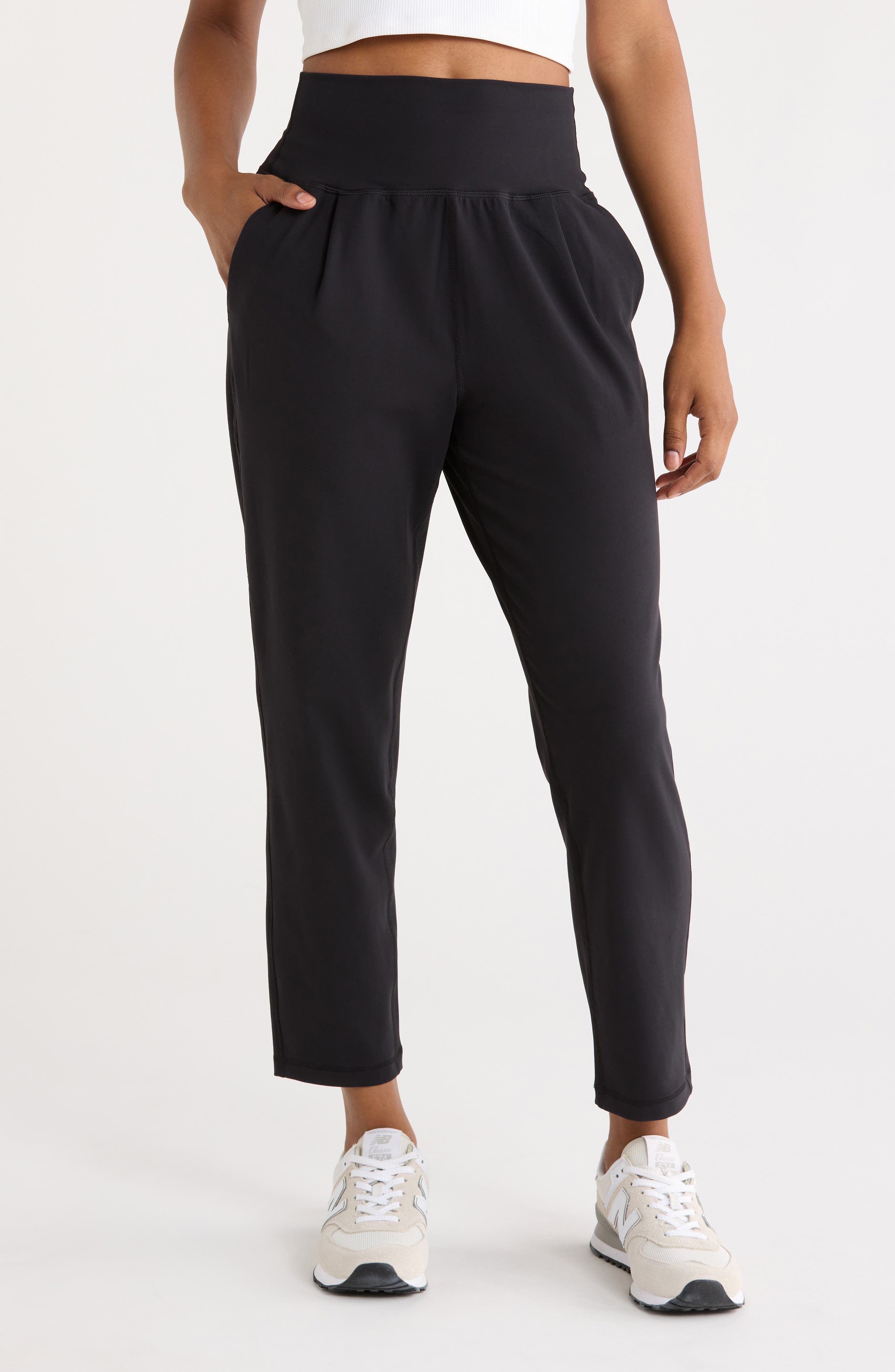 YOGALICIOUS Softlux Dakota Tapered Pants