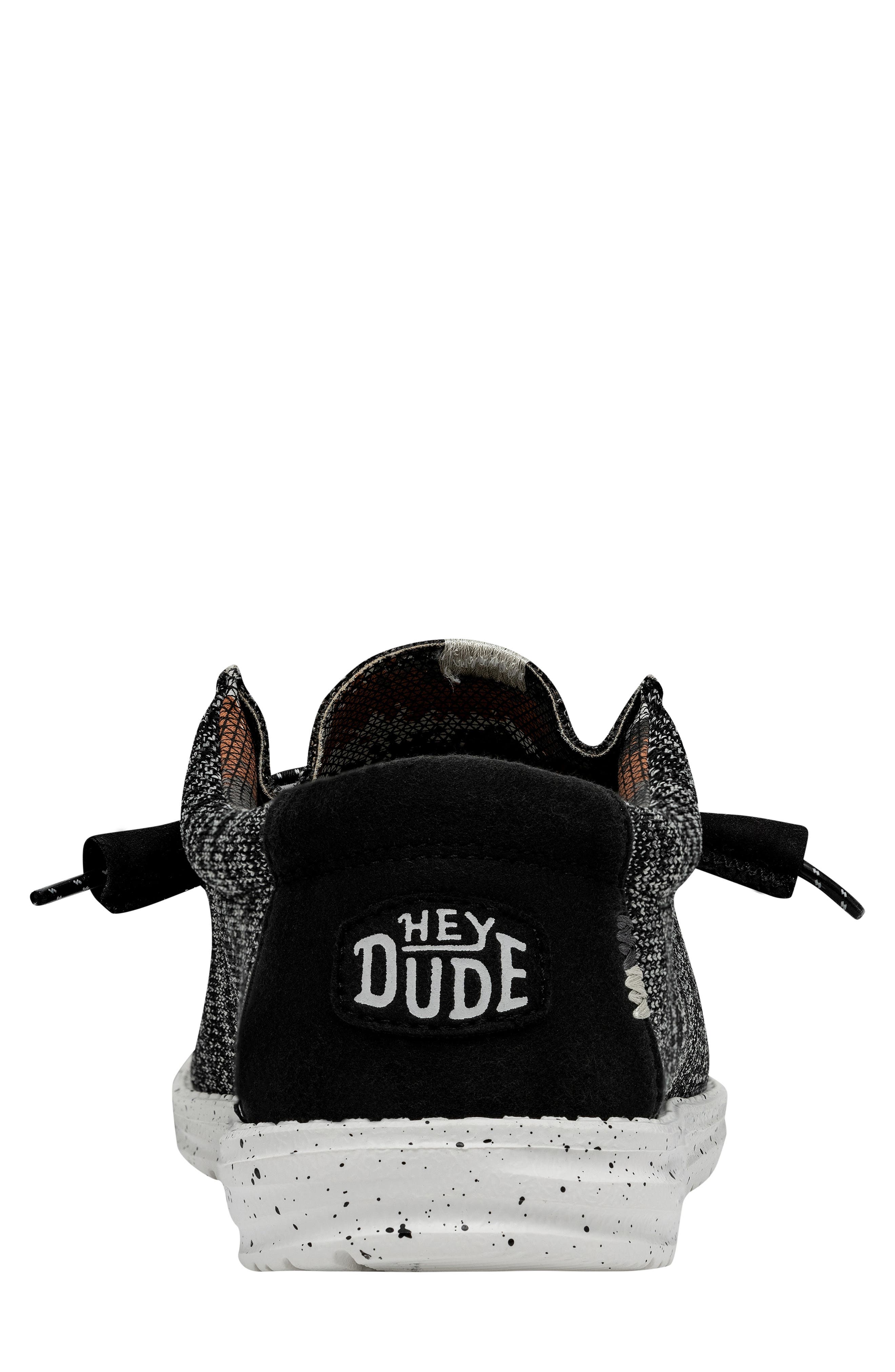 Hey Dude Wally Slip-On Shoe, Alternate, color, Black/ White