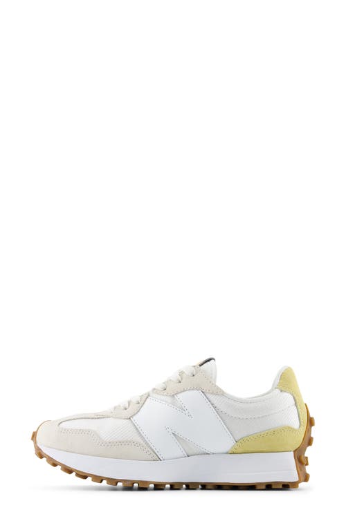 New Balance 327 Sneaker In White