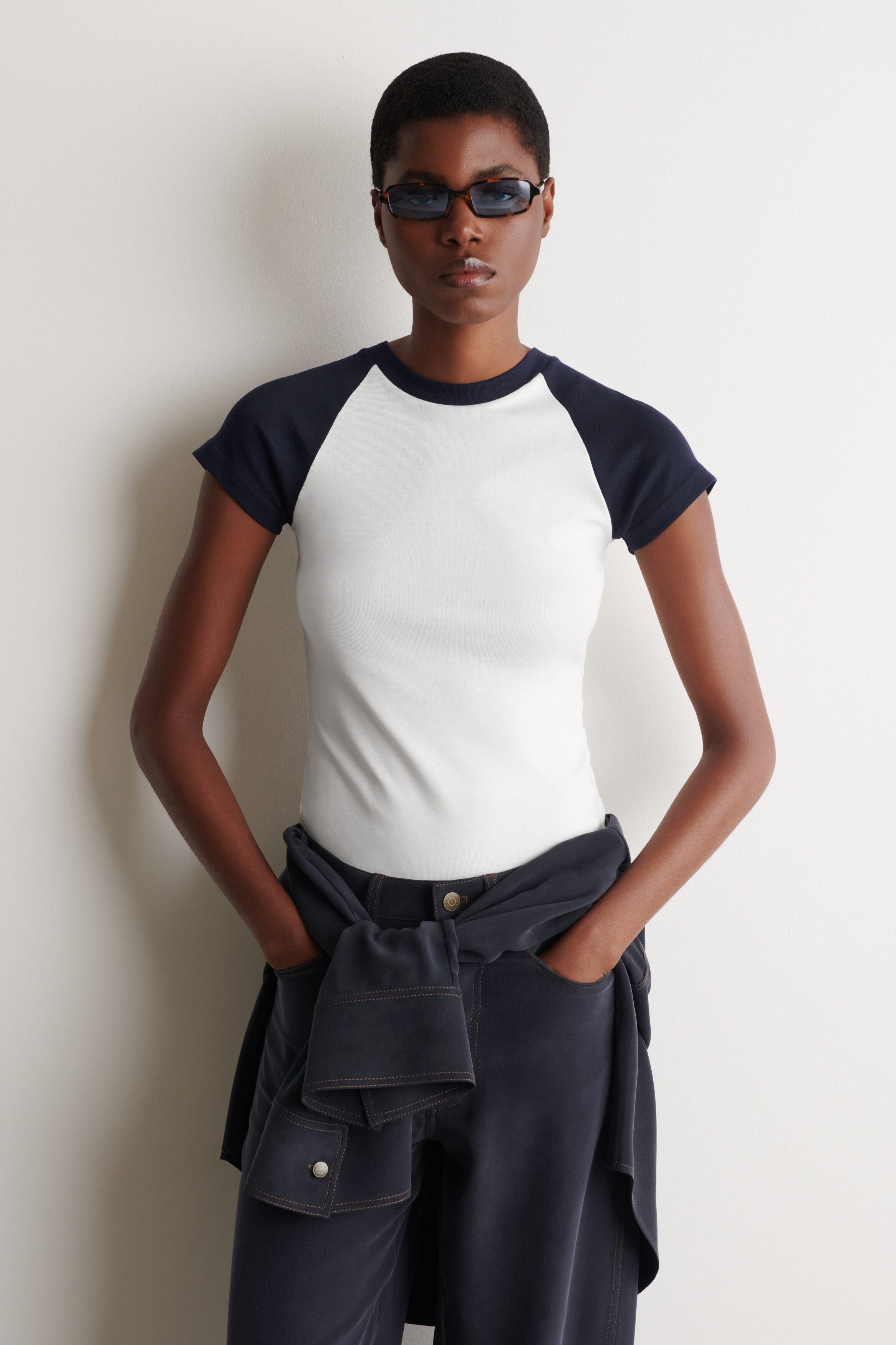 selected WHITE / NAVY