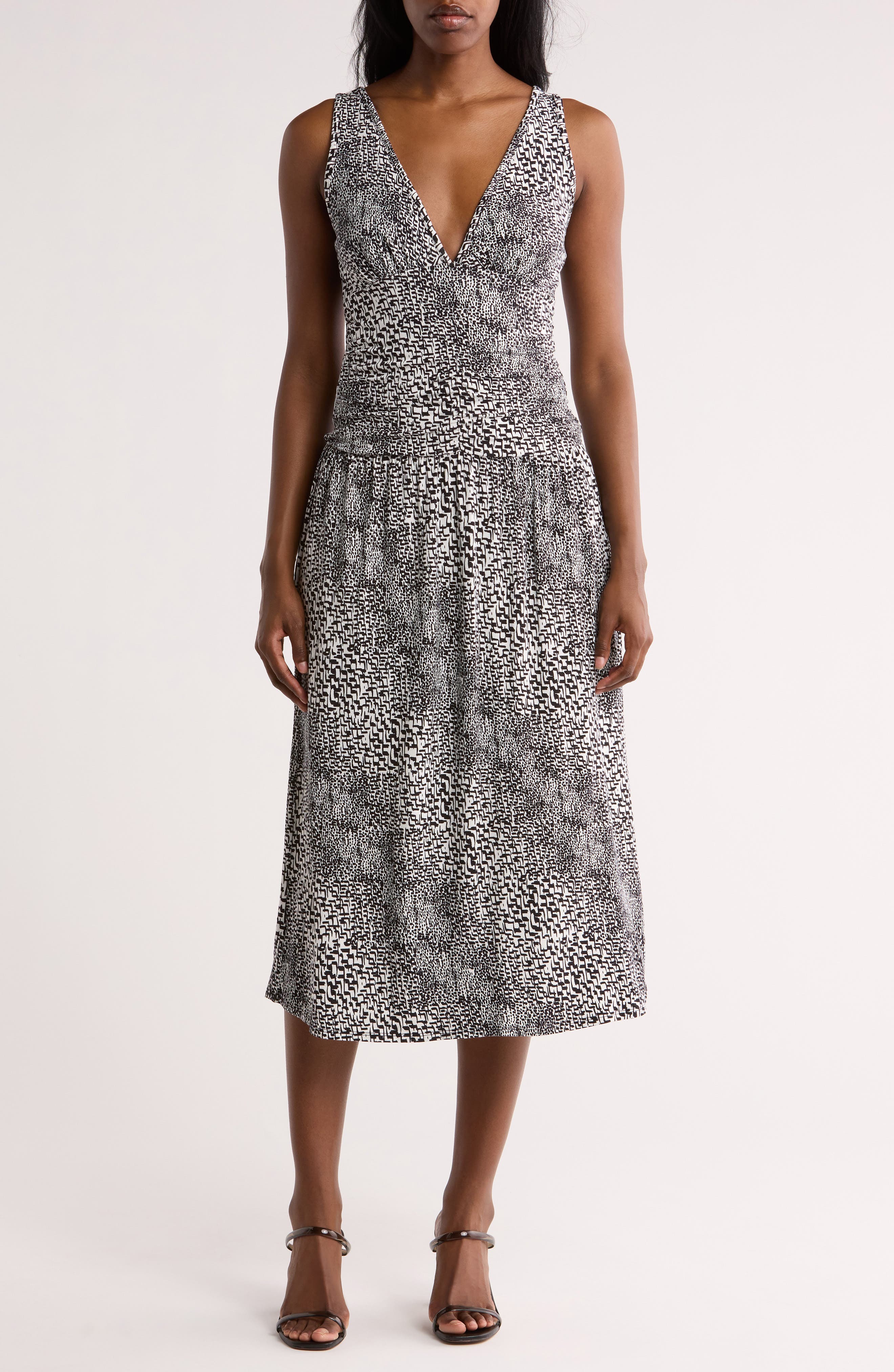 Loveappella Ruched Midi Dress