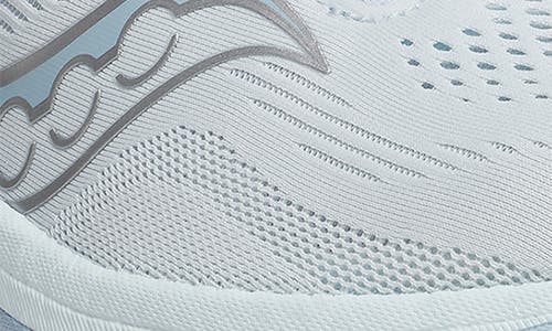 Saucony Ride 18 Running Shoe In Ice Melt/dream