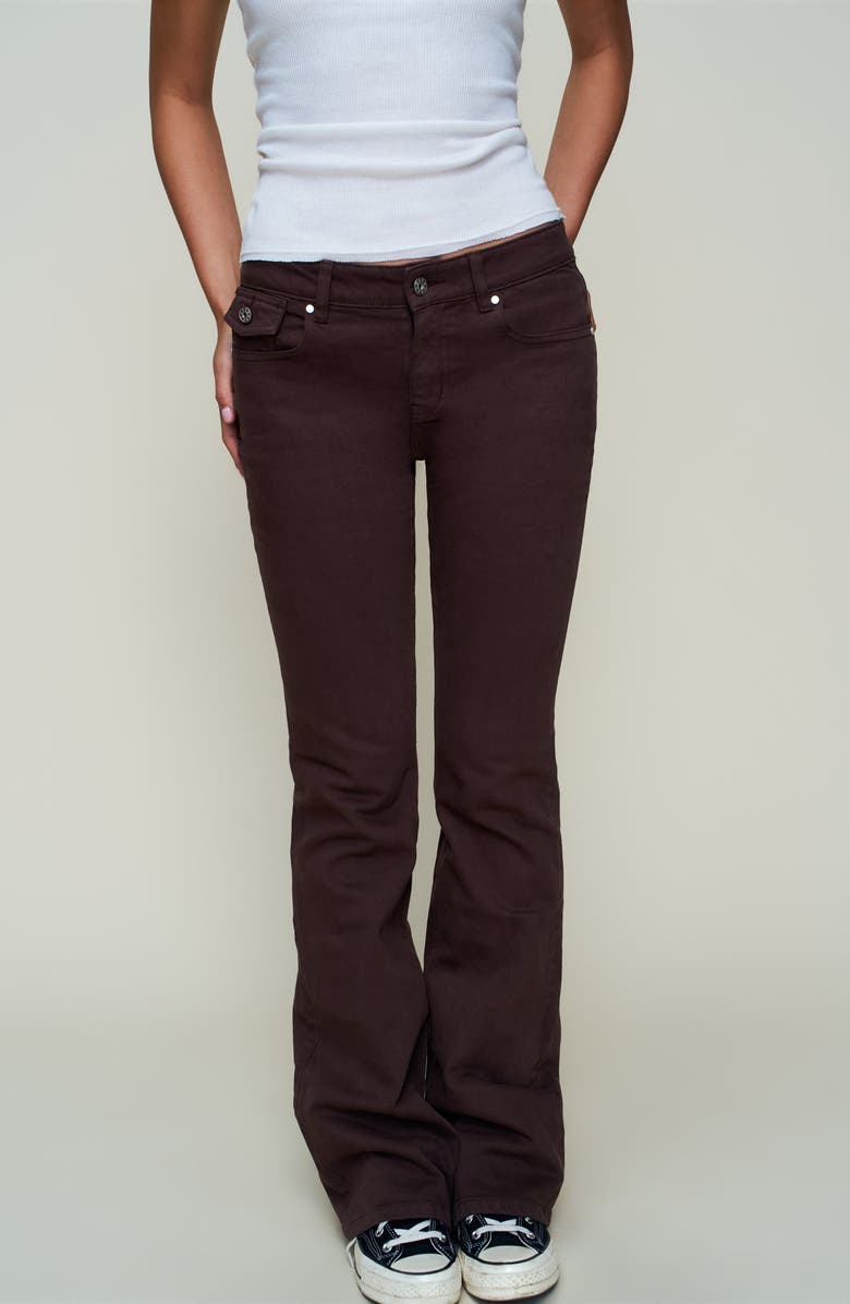 Guizio Low Rise Flare Twill Pant, Main, color, Chocolate