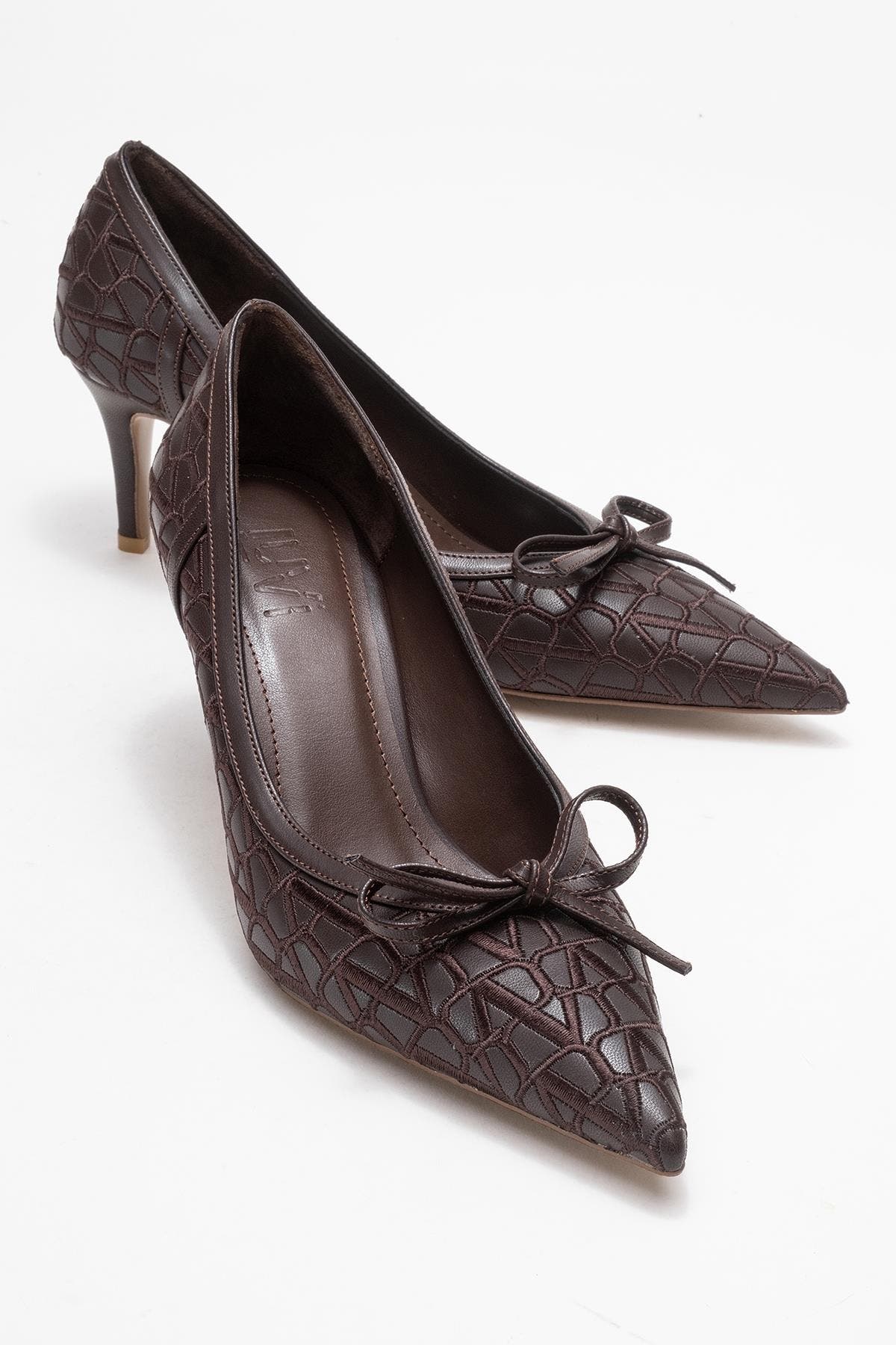 Camden Bow Pointed Toe Pump, Alternate, color, Brown Pattern