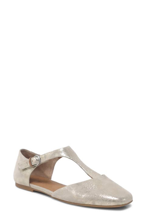 Wyatt T-Strap Flat (Women)