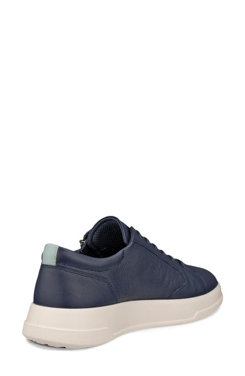 Move Leather Sneaker