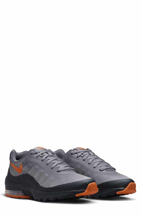 Nike Air Max Invigor Sneaker