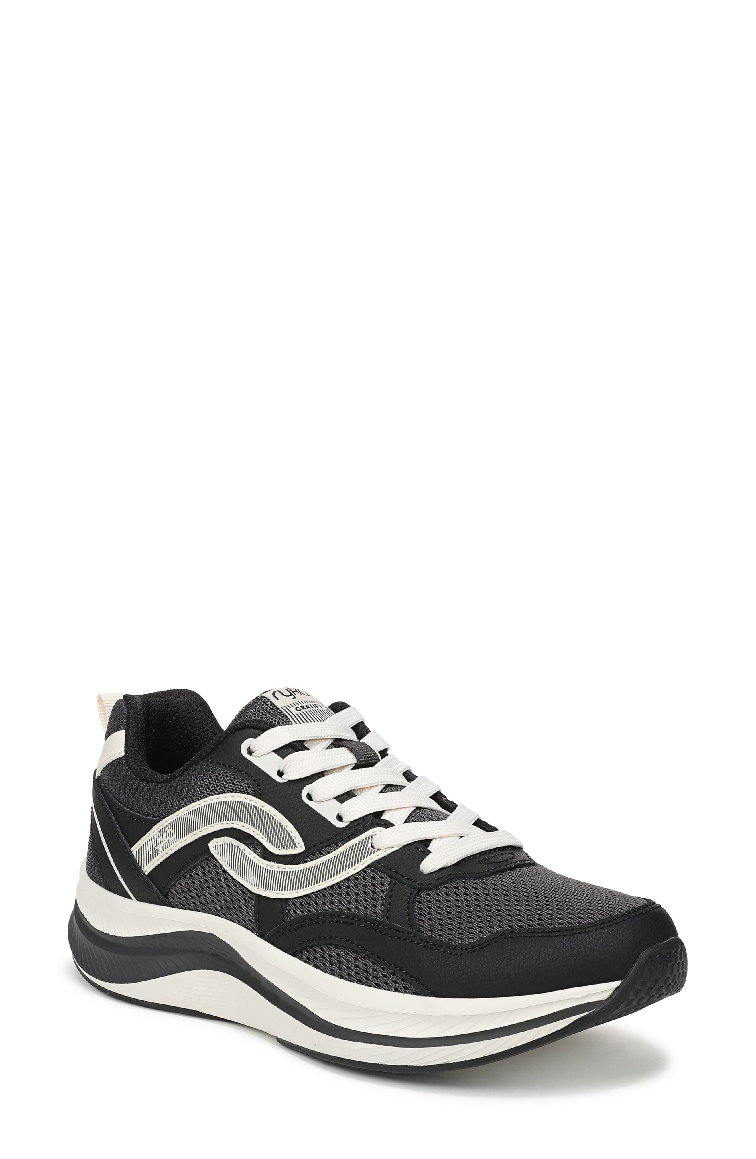 Gratify Walking Shoe